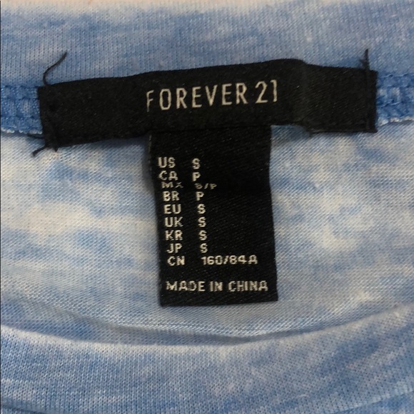 Crop top! - Picture 2 of 2